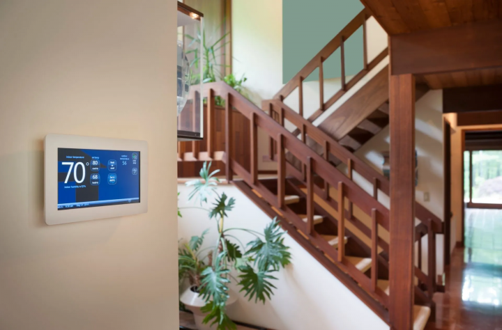 Optez pour une maison intelligente avec nos solutions de domotique à Villeneuve-le-Roi !